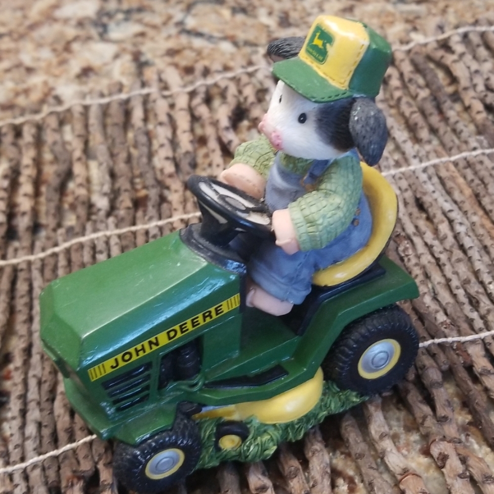 Mary's Moo Moos, John Deere